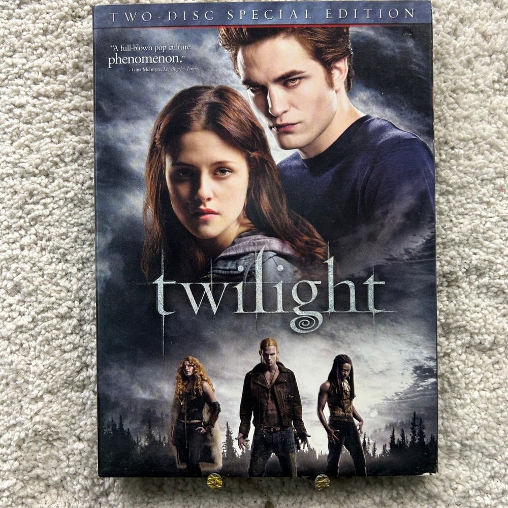 Twilight DVD 2008 Two-Disc Special Edition Kristen Stewart Robert Pattinson